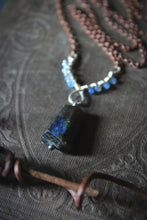 Load image into Gallery viewer, Deluxe Glimpse | Labradorite &amp; Quartz Pendant Necklace.