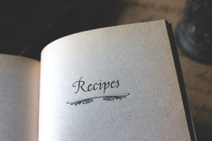 PAPERBACK Magic and Macaroons.