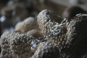 Sea's Rapture | Undercurrent. Bead Accent Pendant Necklace.