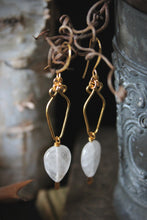 Load image into Gallery viewer, Gleamy | Gemstone Drop Earrings.
