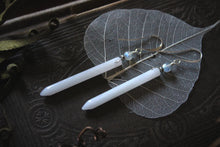 Load image into Gallery viewer, Indie | Quartz Spear Earrings.