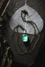 Load image into Gallery viewer, Esmeralda | Vintage Pendant Necklace.