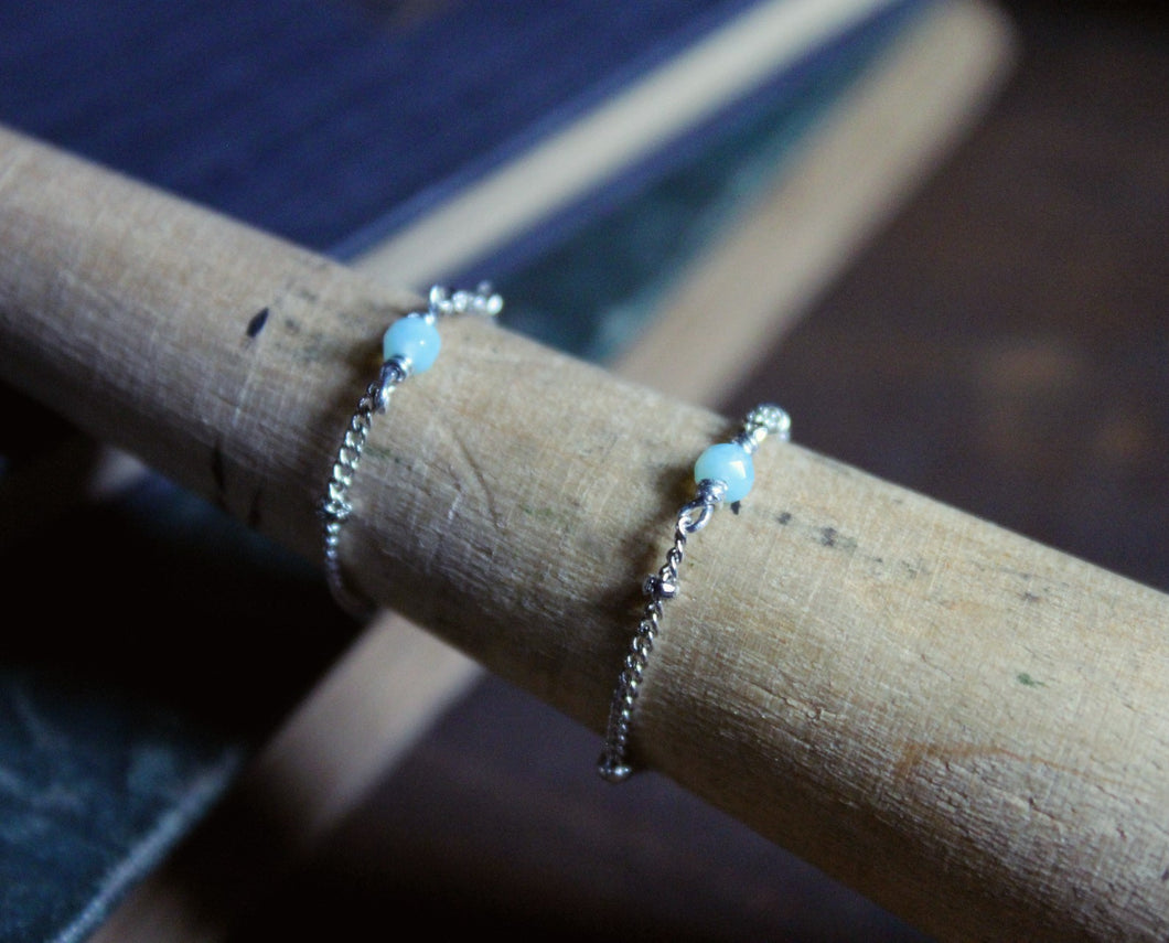 The Pip Ring | Sky. Bright Silver & Glass Bead Chain Ring.