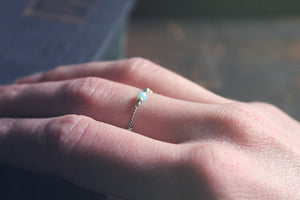 The Pip Ring | Sky. Bright Silver & Glass Bead Chain Ring.