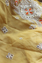 Load image into Gallery viewer, Vintage Sequined Sari Cloth.