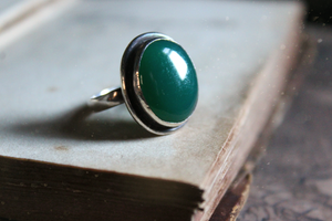 Vintage Green Agate & Sterling Silver Ring.