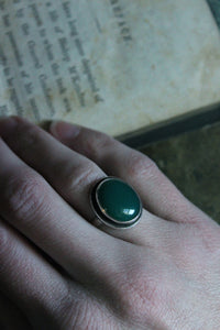 Vintage Green Agate & Sterling Silver Ring.