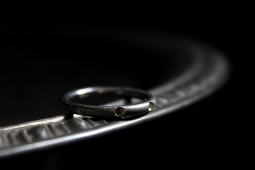 Vintage Sterling Silver Dotted Band Ring.