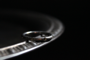 Vintage Sterling Silver Dotted Band Ring.