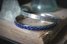 Load image into Gallery viewer, Vintage Set of Bangle Bracelets.