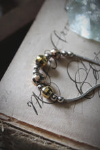 Load image into Gallery viewer, Vintage Sterling Silver Bead Focal Necklace.