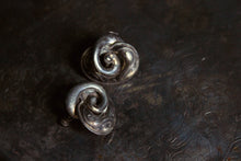 Load image into Gallery viewer, Vintage Silver Swirl Screwback Earrings.