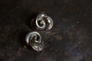 Vintage Silver Swirl Screwback Earrings.