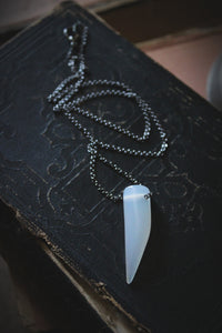 Howling. White Agate & Gunmetal Pendant Necklace.