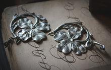 Load image into Gallery viewer, Clover. Botanical Focal Statement Earrings.