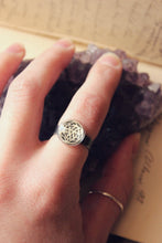 Load image into Gallery viewer, Winter Garden | Silvered Vine. Vintage Glass Cab &amp; Antiqued Silver Ring.