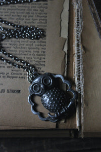 Vintage Framed Owl Pendant Necklace.