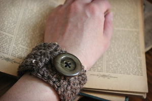 Fallow. Earthy Hand Crocheted Vintage Button Cuff Bracelet.